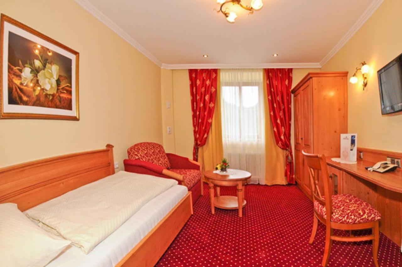 Ferienhotel Gasthof Zur Post Untertauern Εξωτερικό φωτογραφία