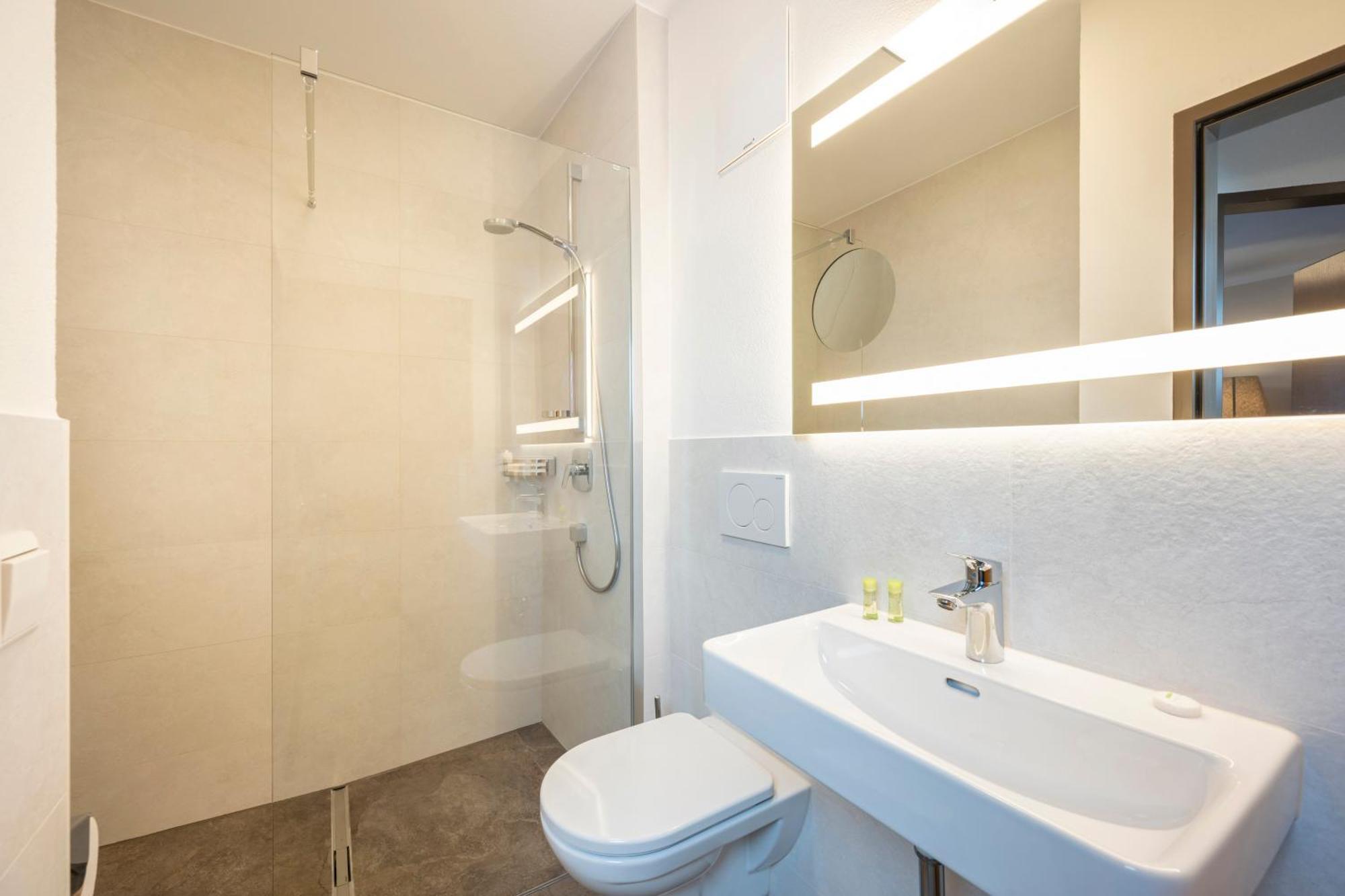 Ferienhotel Gasthof Zur Post Untertauern Εξωτερικό φωτογραφία